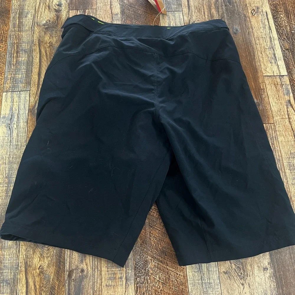 Enduro Mens Sport Shorts Padded Performance Lined Black Athletic Cycling Size 36